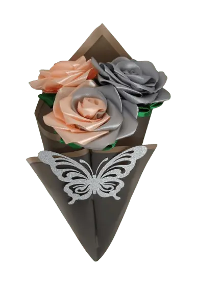 Bouquet de trois roses en satin Ma boutique