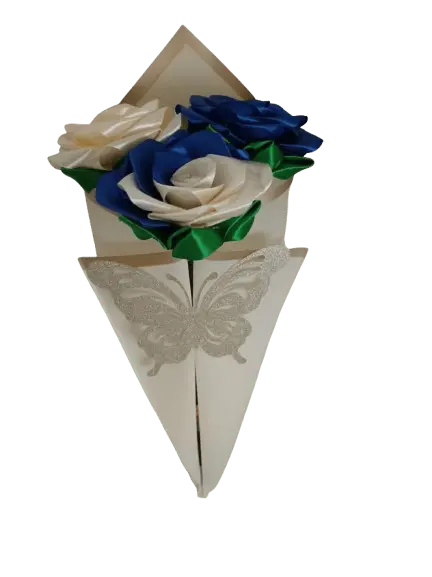 Bouquet de trois roses en satin Ma boutique