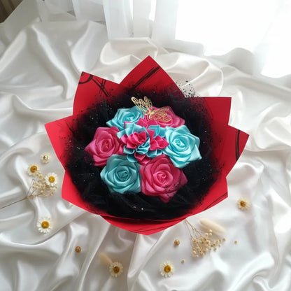 Bouquet de roses en satin fuchsia et turquoise, tulle noir pailleté, papillon doré, cadeau original fait main - Les Créations des A