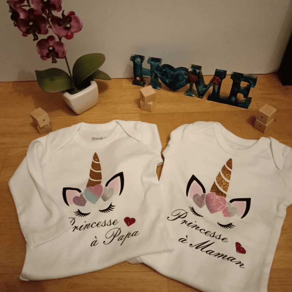 Duo de Bodies Personnalisés : Double Dose de Tendresse