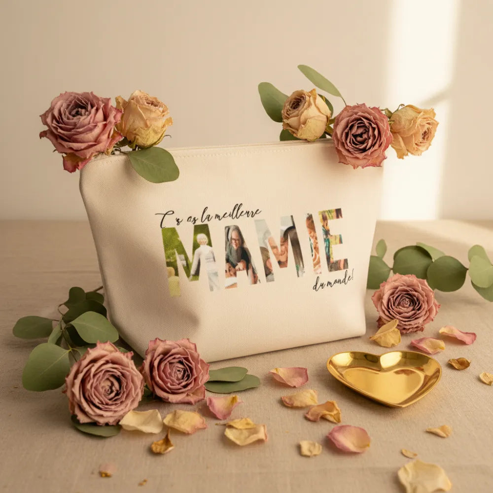 Pochette personnalisée Mamie en toile beige avec collage photos, ambiance dorée et florale, cadeau fête des grands-mères - Les Créations des A
