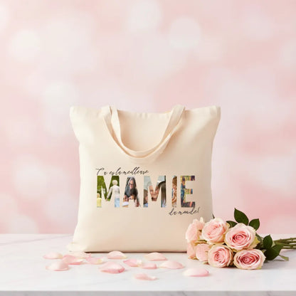 Tote bag "Tu es la meillure Mamie du monde" avec photos de famille dans les lettres – cadeau grand-mère personnalisé - Les Créations des A